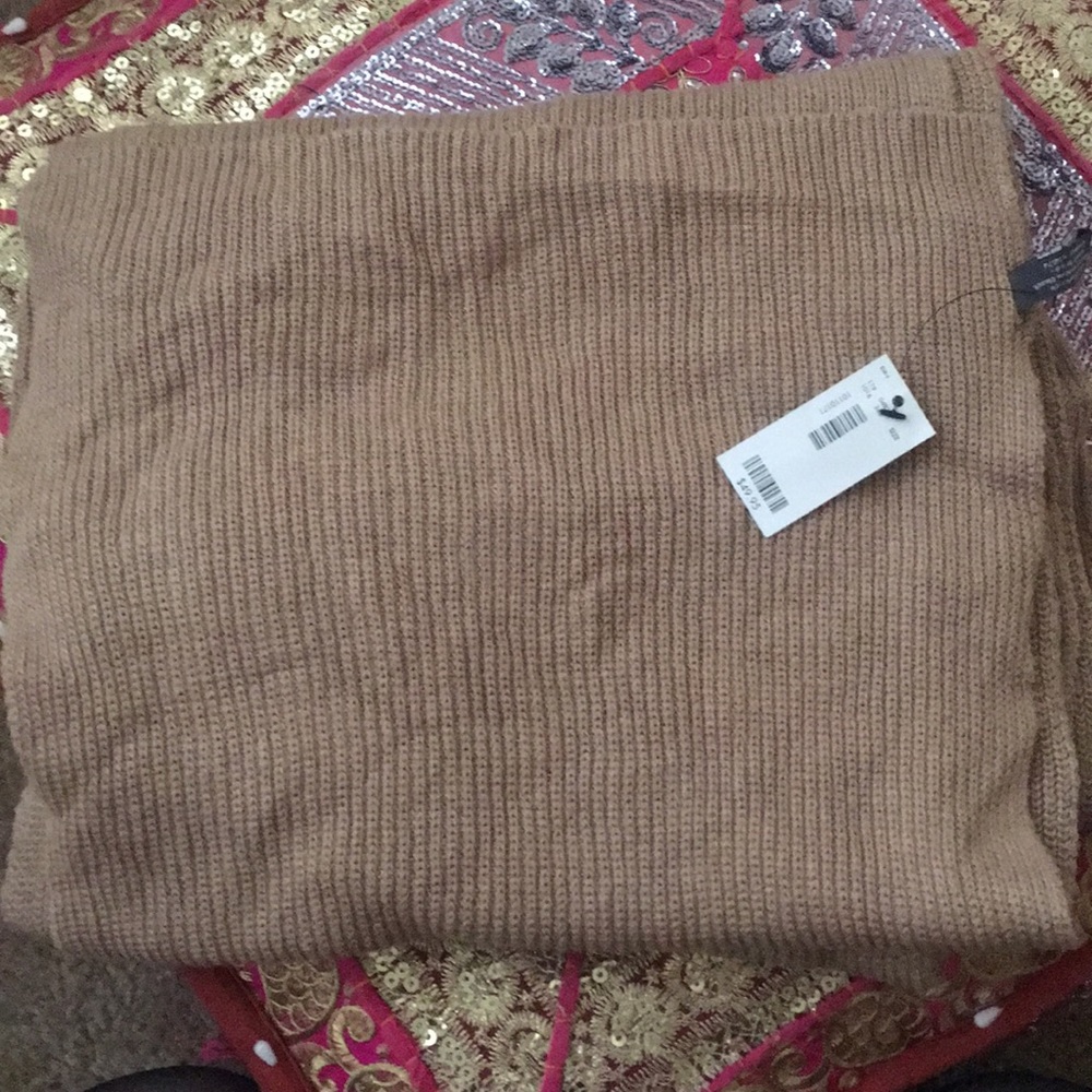 NWT The Limited camel scarf